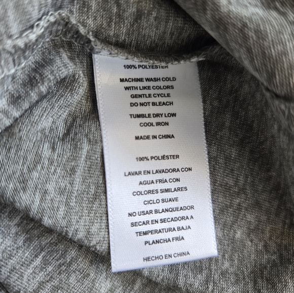 🌴 Caribbean Joe Island Supply Co. Long Sleeve Gray Performance Tee - Picture 6 of 9